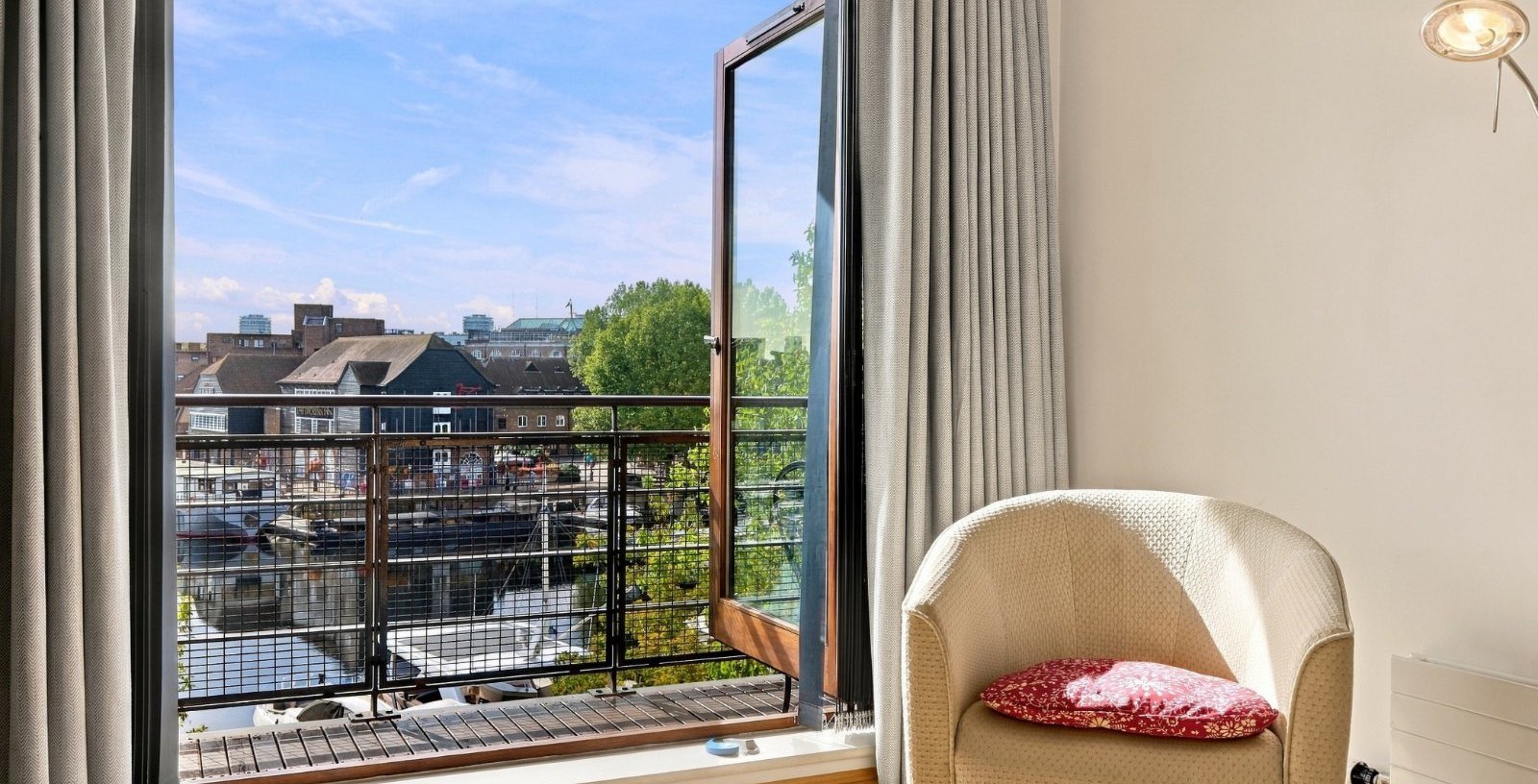 Merganser Court, London, E1W - Picture 14