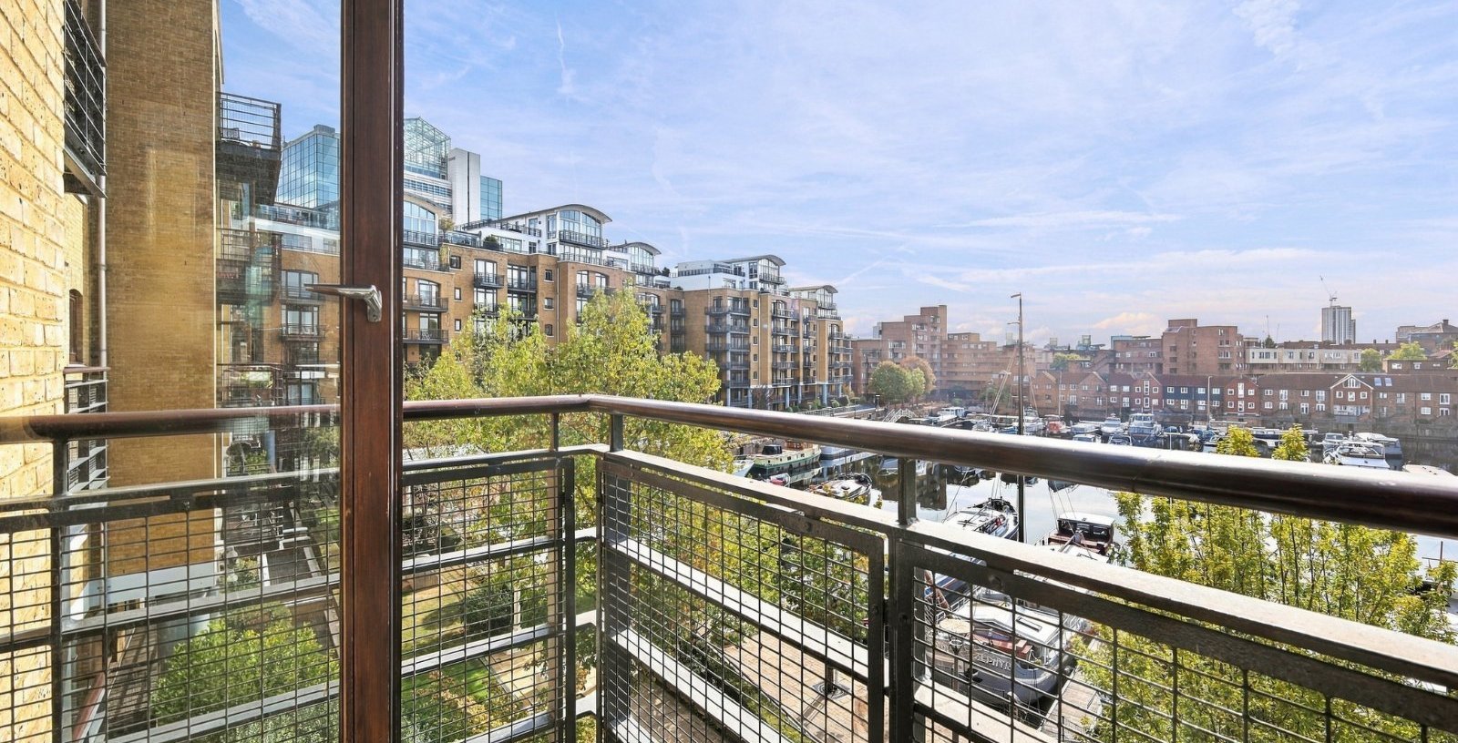 Merganser Court, London, E1W - Picture 16