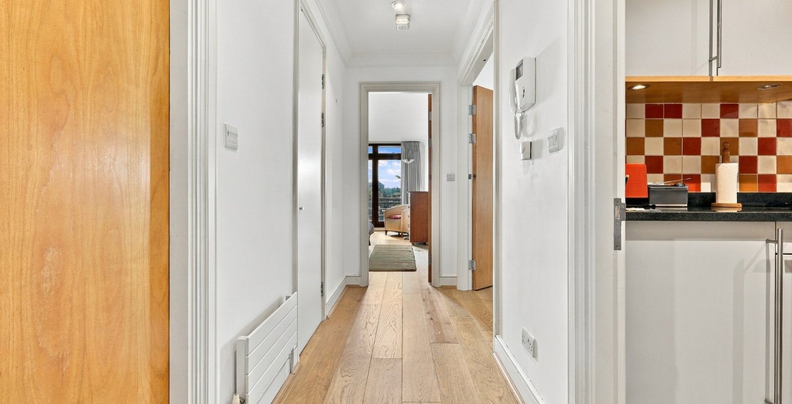 Merganser Court, London, E1W - Picture 17