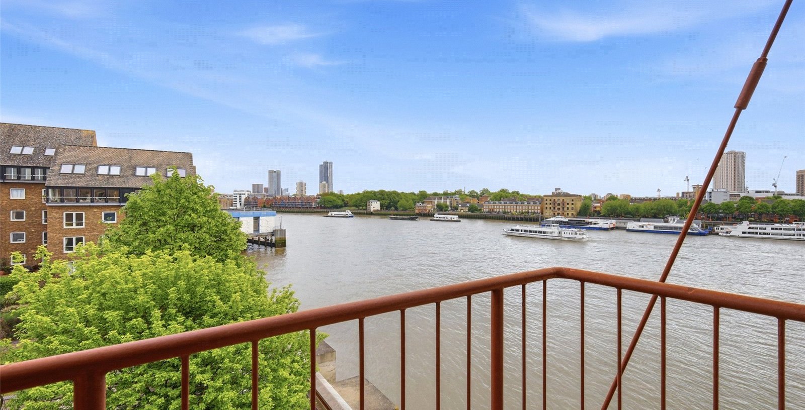 Olivers Wharf, London, E1W - Picture 17