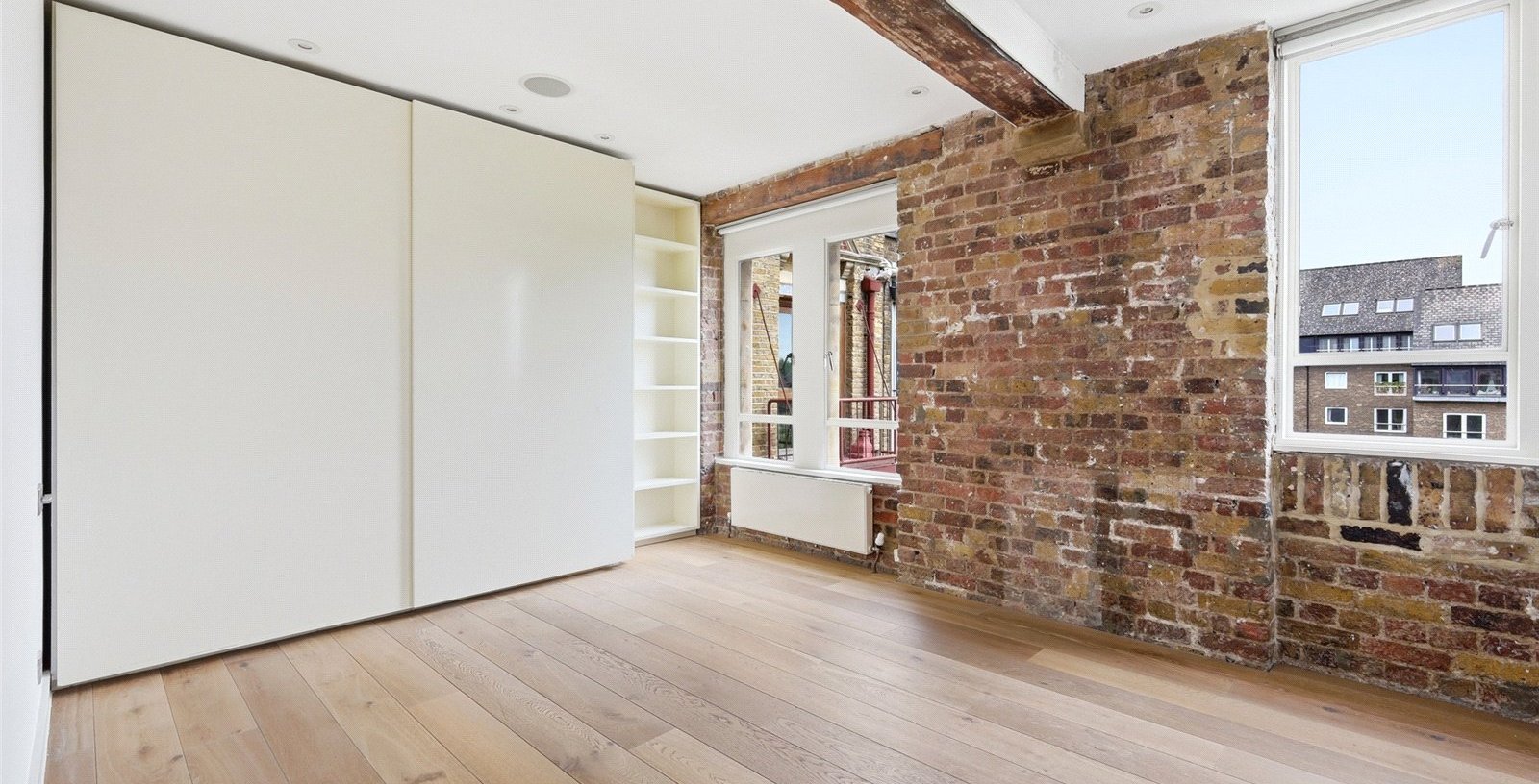 Olivers Wharf, London, E1W - Picture 15