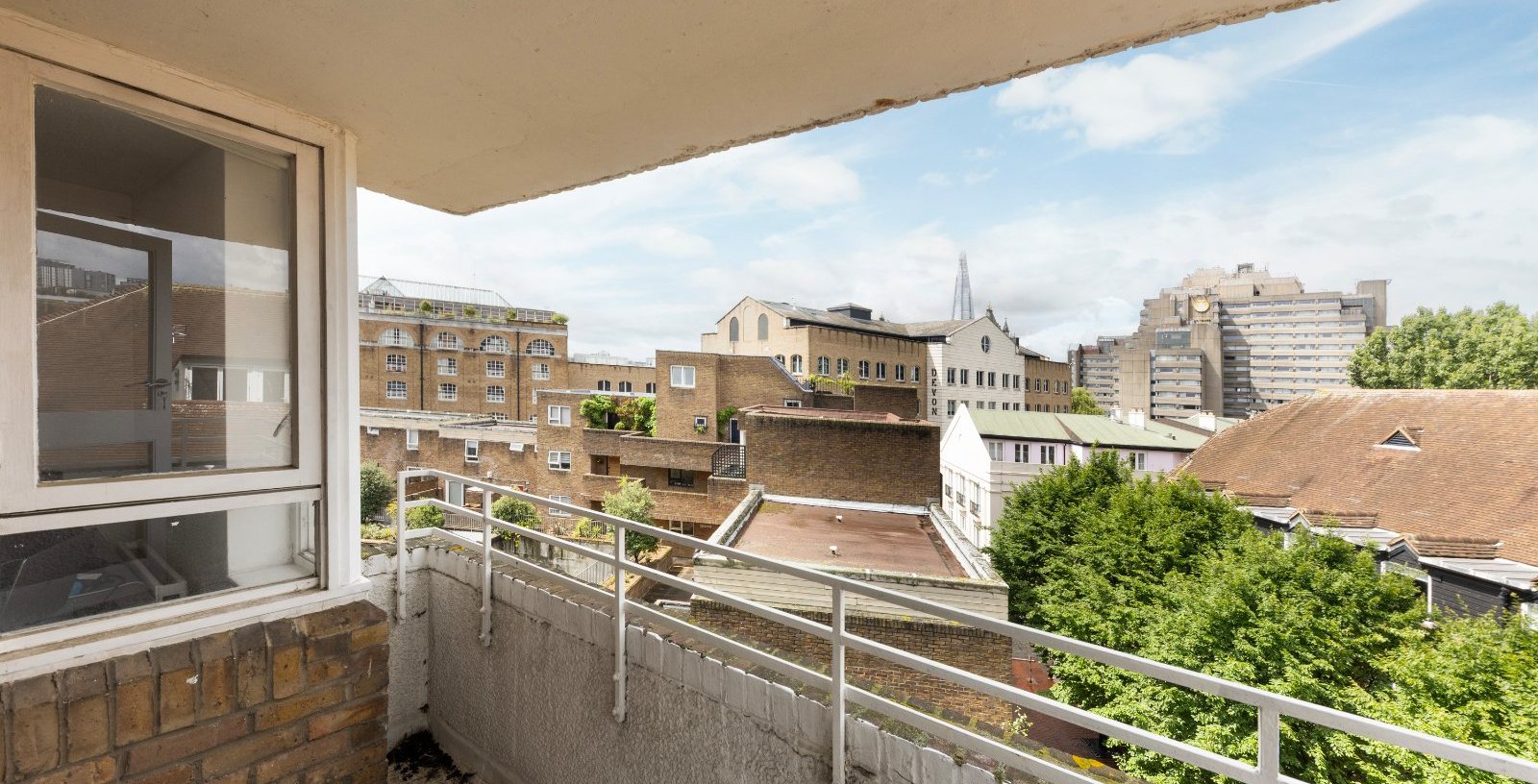 Burr Close, London, E1W - Picture 2