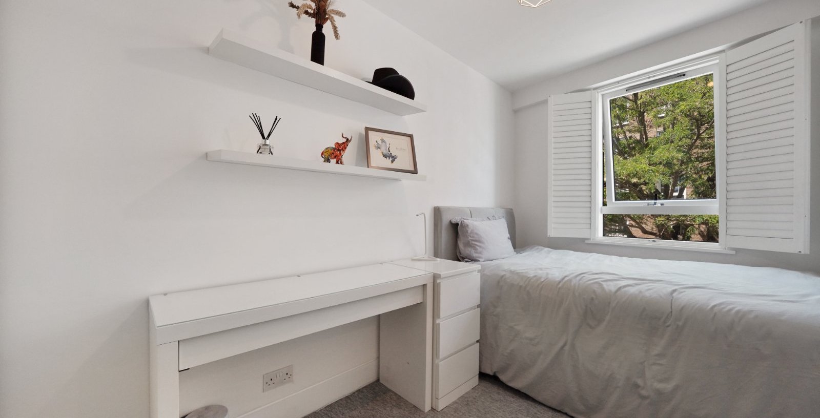 Falconet Court, London, E1W - Picture 12