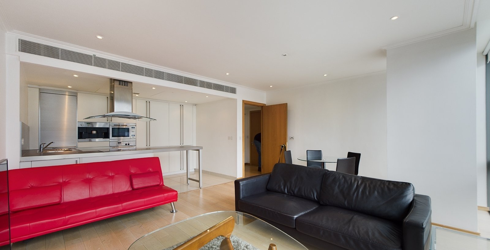 West India Quay, London, E14 - Picture 6