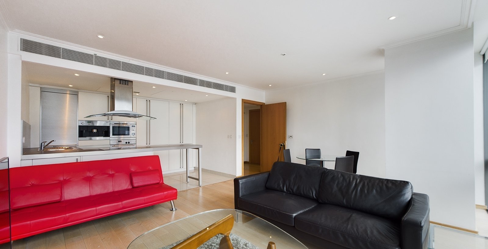 West India Quay, London, E14 - Picture 4