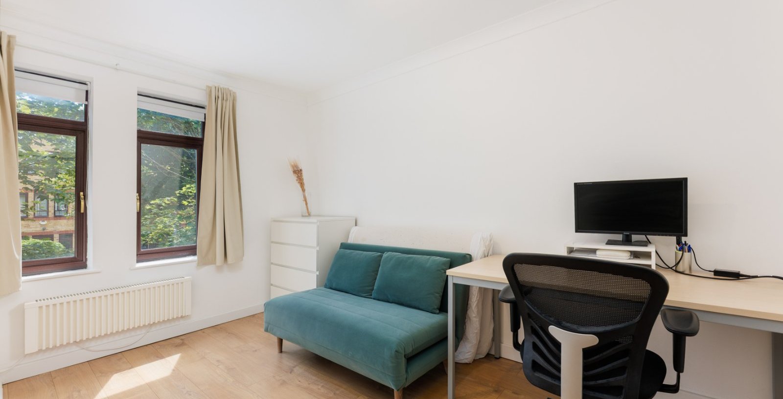 Douthwaite Square, London, E1W - Picture 10