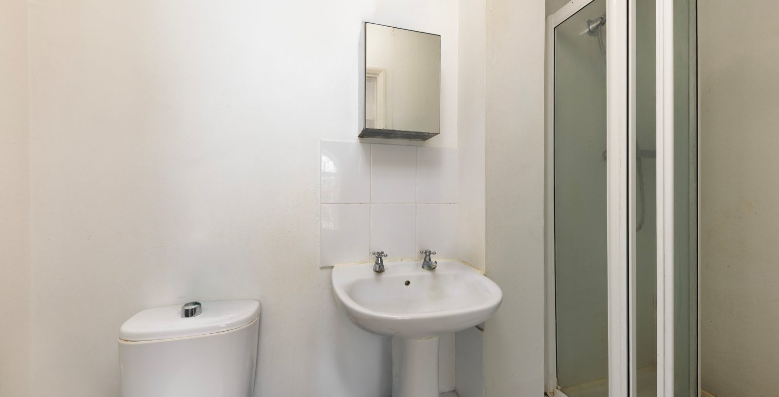 Kennet Street, London, E1W - Picture 9