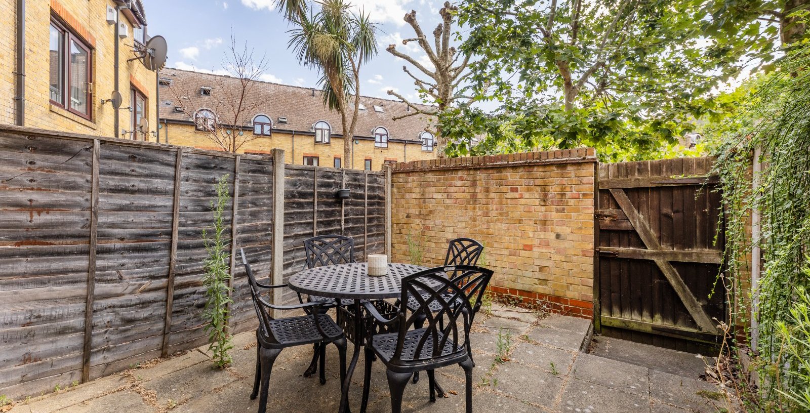 Kennet Street, London, E1W - Picture 5