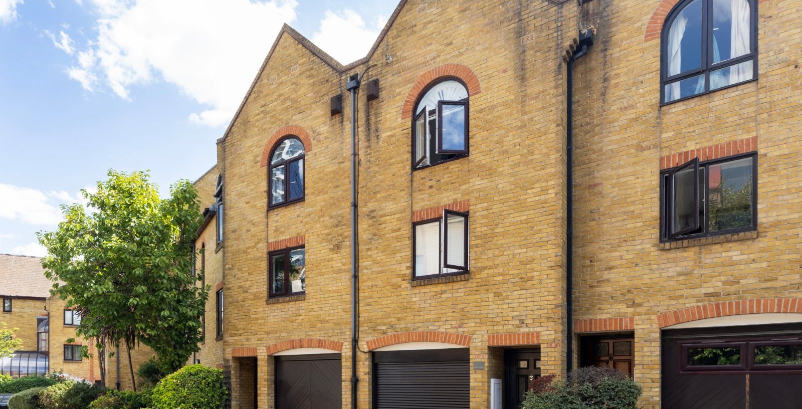 Kennet Street, London, E1W - Picture 14
