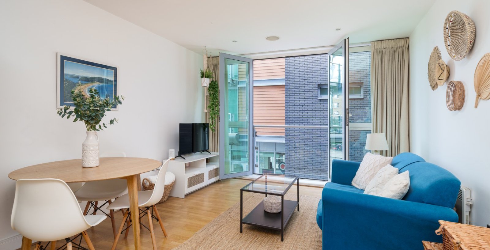 Halcyon Wharf, London, E1W - Picture 2