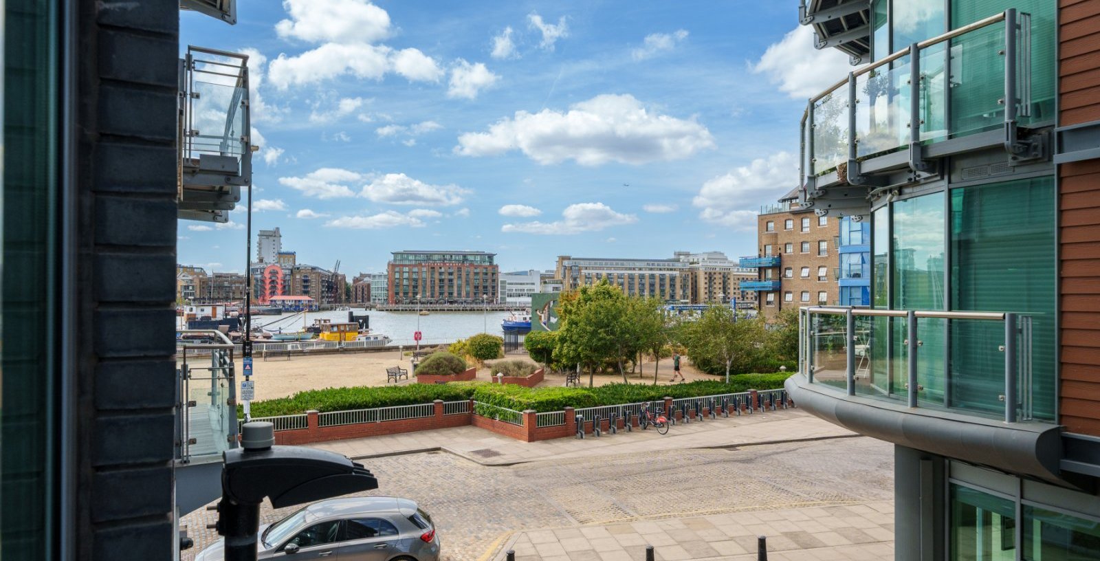 Halcyon Wharf, London, E1W - Picture 4