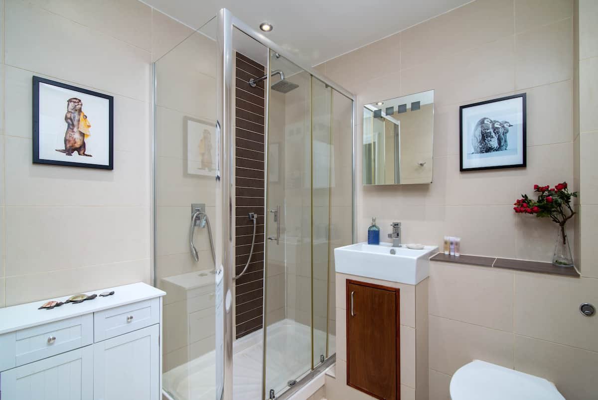 Leeward Court, London, E1W - Picture 12