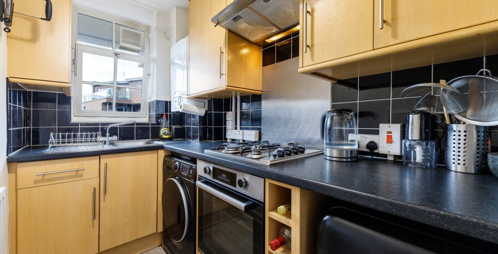 Bracken House, London, E3 - Picture 7