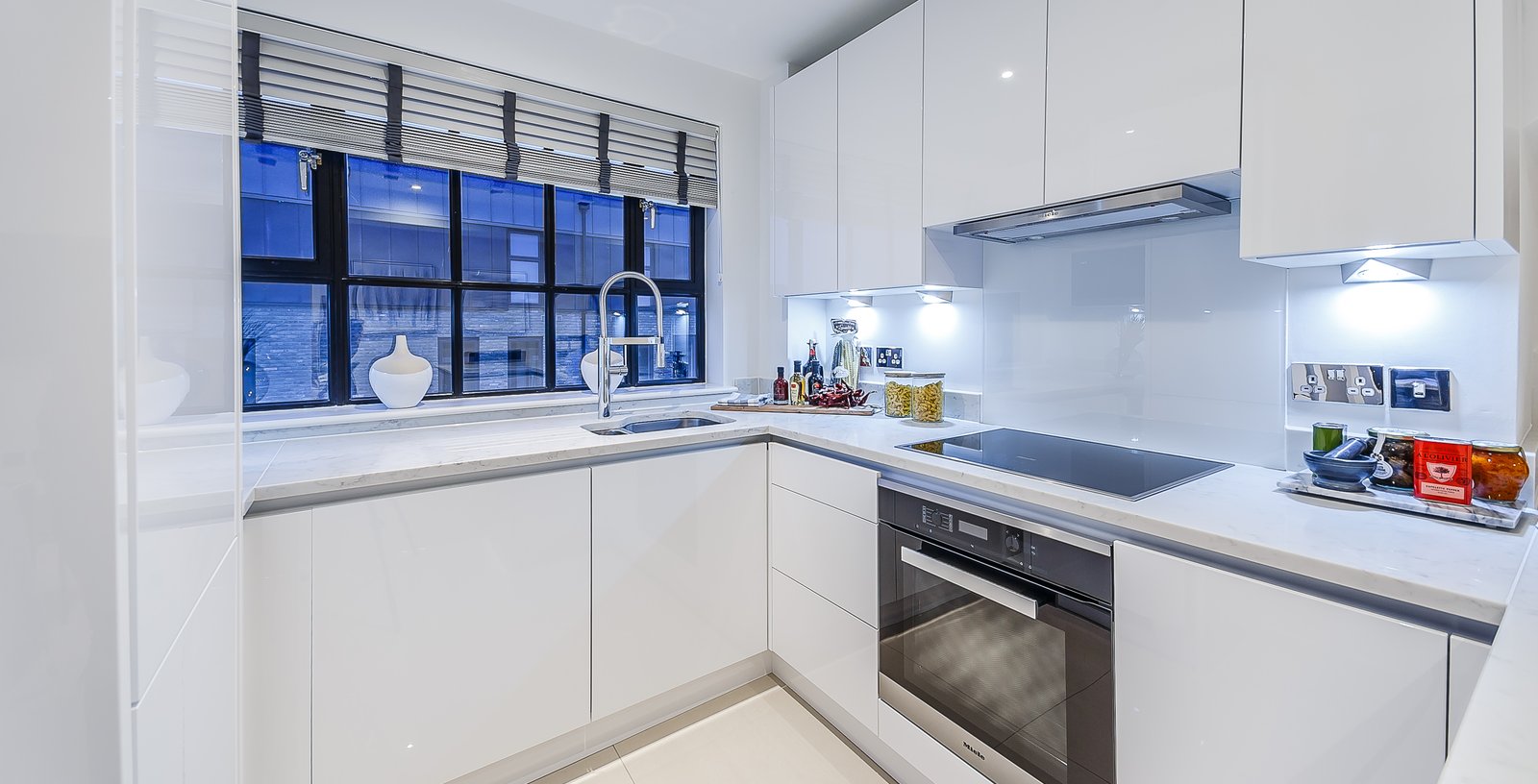 Rainville Road, London, W6 - Picture 4