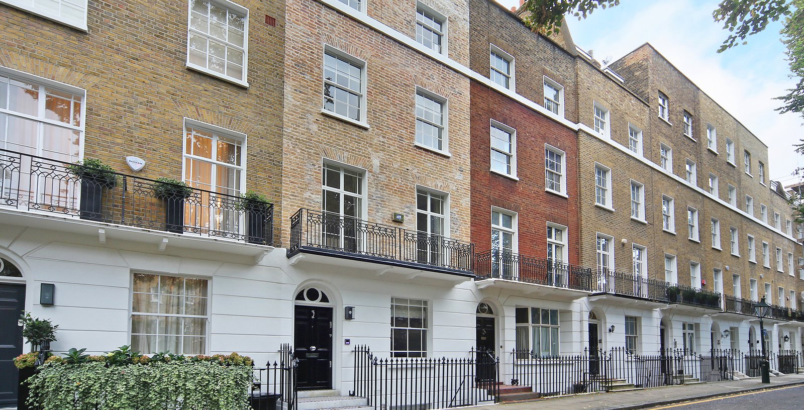 Brompton Square, South Kensington, London, SW3 - Picture 1