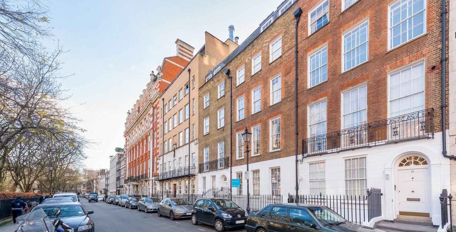 Queens House, Clerkenwell, London, WC1N - Picture 1