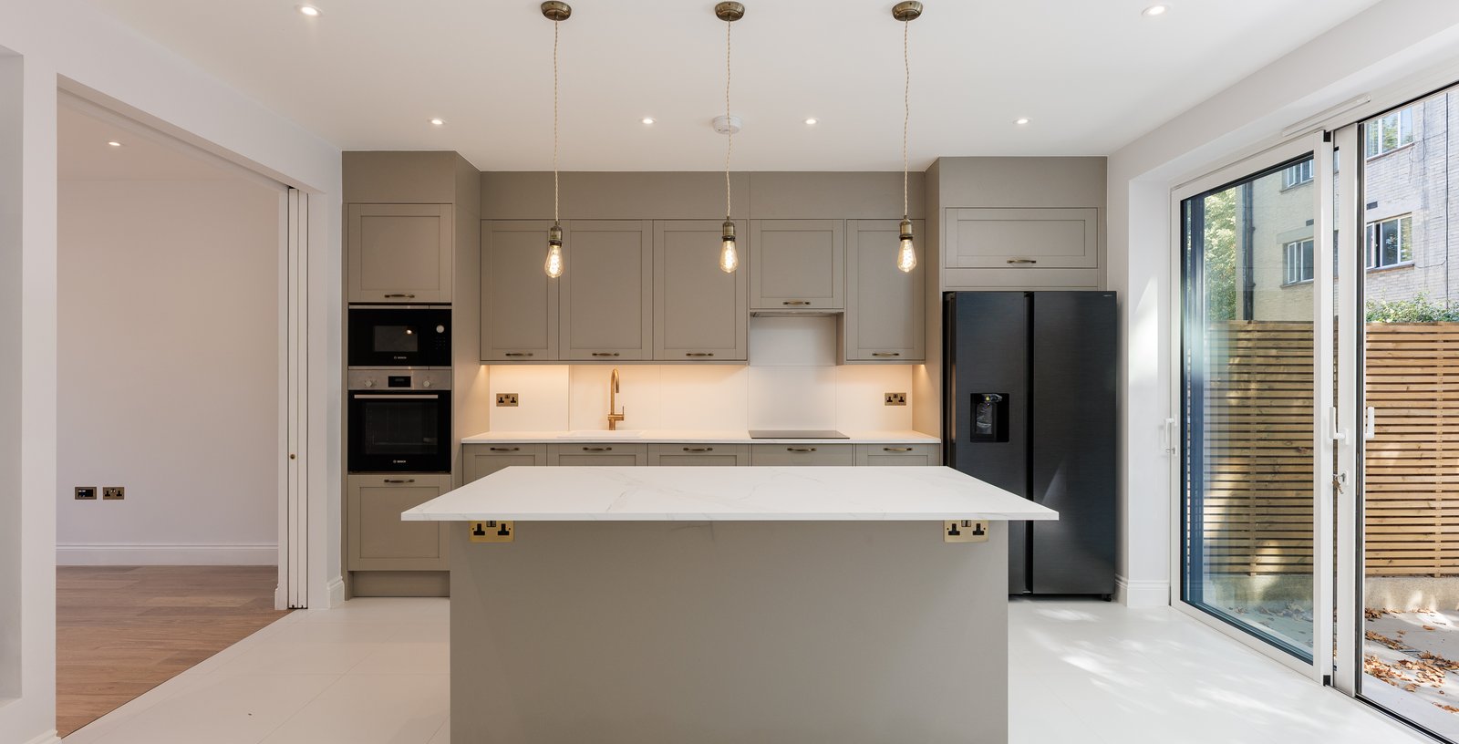 Porchester Terrace, Queensway, London, W2 - Picture 2
