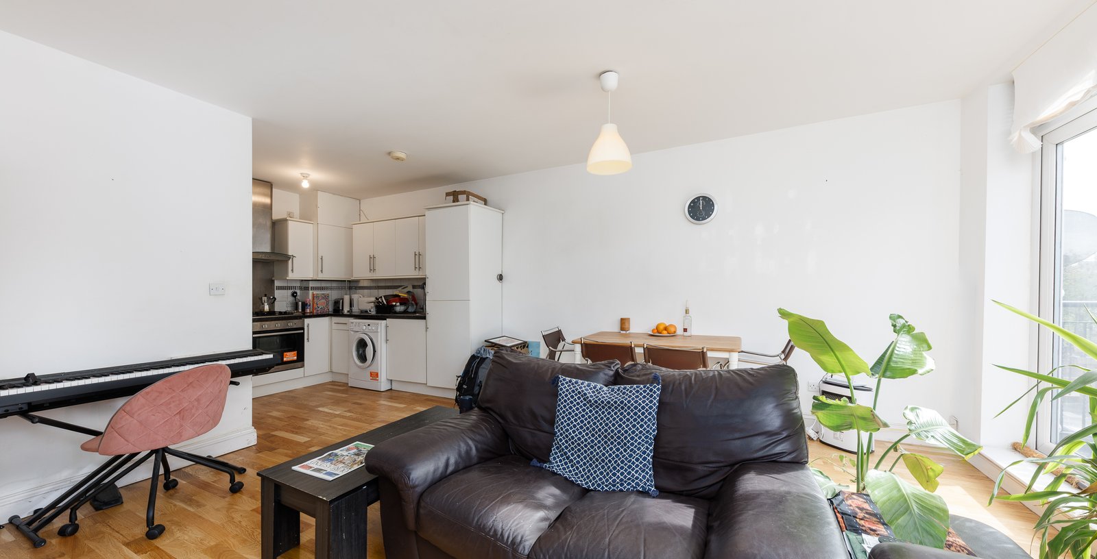 2 Hemming Street, Whitechapel, London, E1 - Picture 4