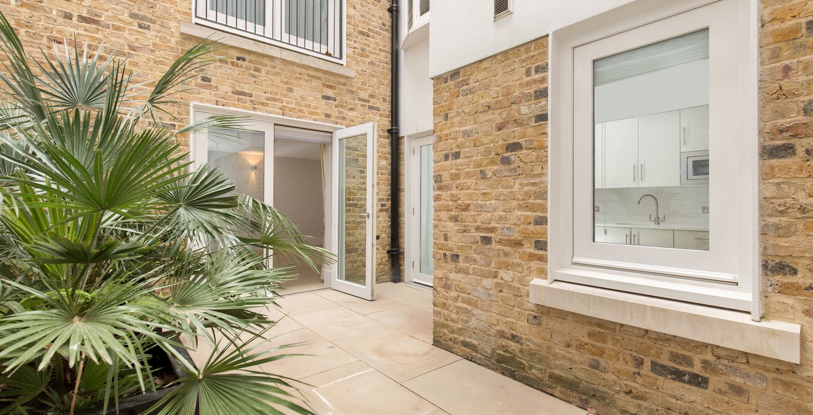 Great Cumberland Place, Marylebone, London, W1H - Picture 13