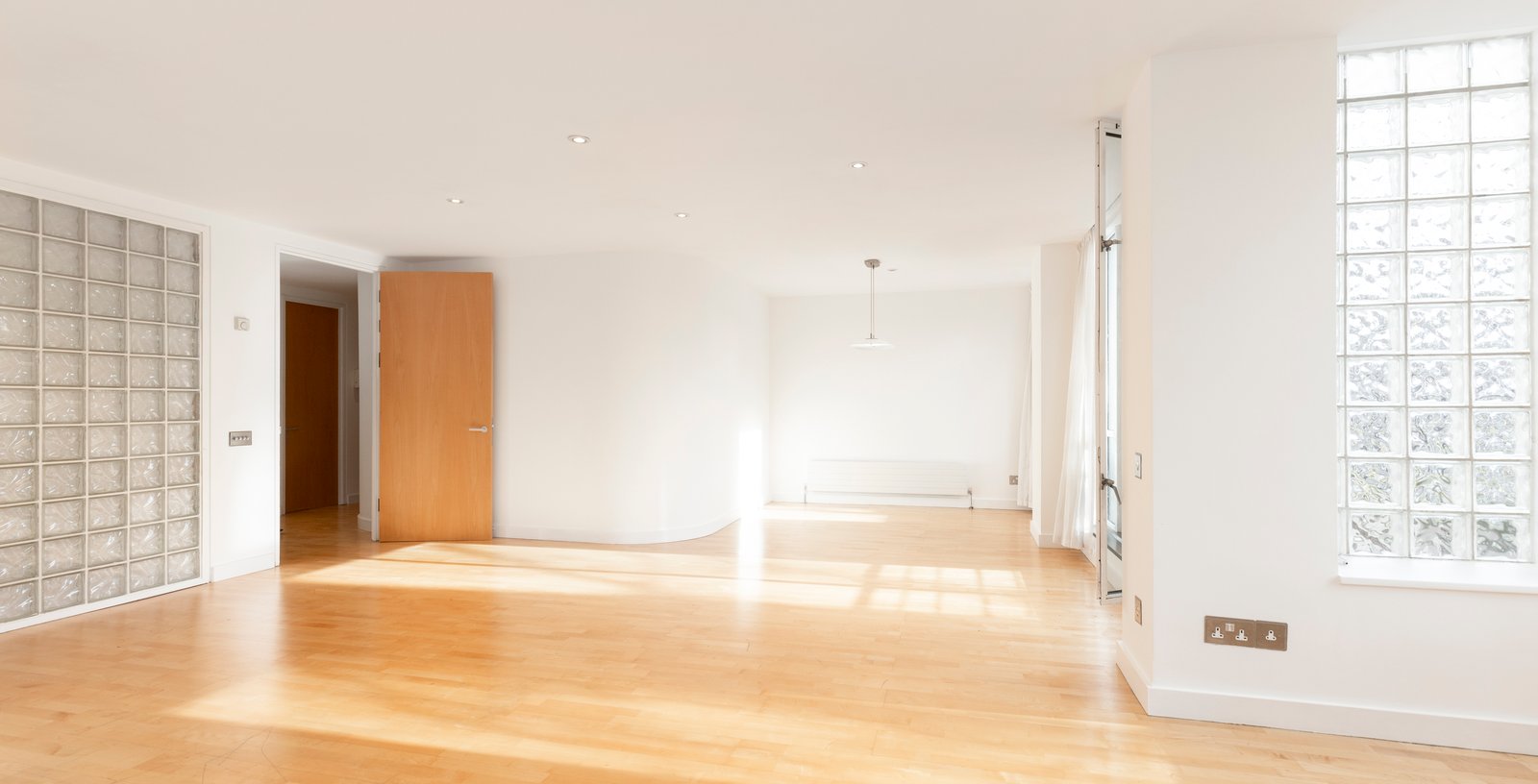 Rose Court, Islington, London, N1 - Picture 2