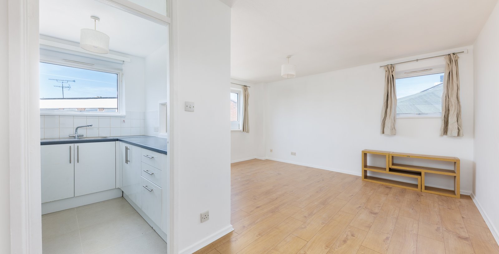 17 Wilkinson Street, Vauxhall, London, SW8 - Picture 4