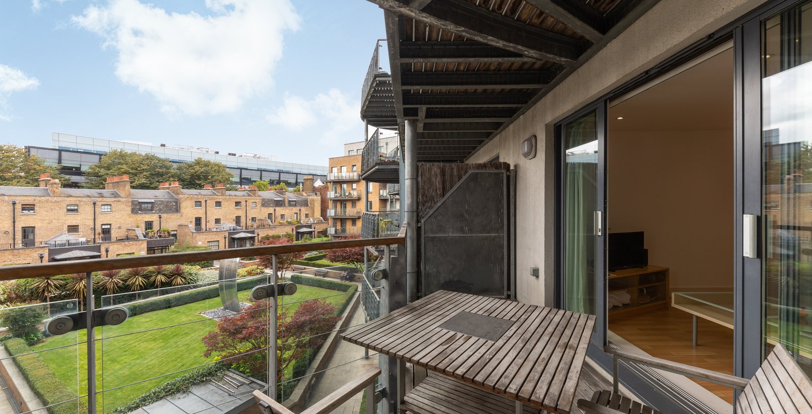 Owen Street, Islington, London, EC1V - Picture 2