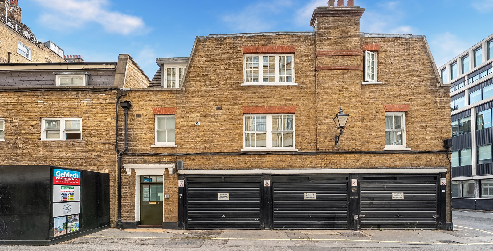 Seymour Mews, Marylebone, London, W1H - Picture 3