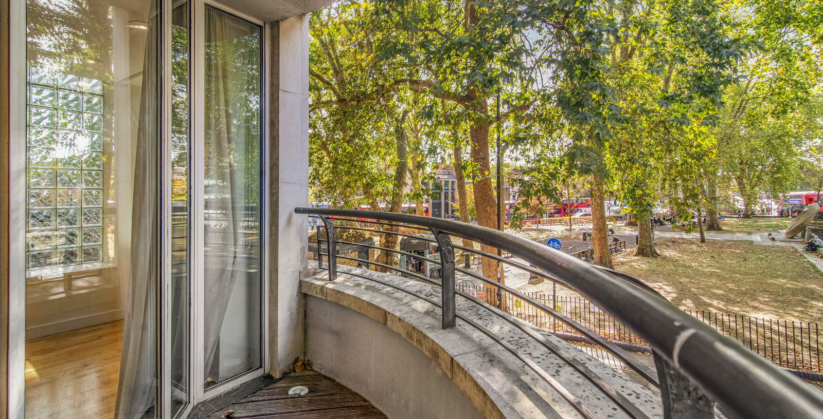 Rose Court, Islington, London, N1 - Picture 6