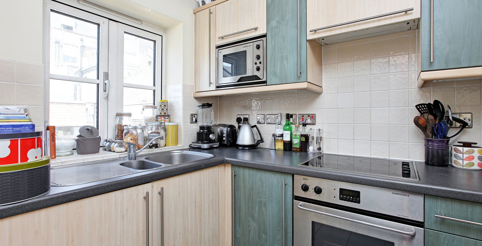 Moore Court, Islington, London, N1 - Picture 3