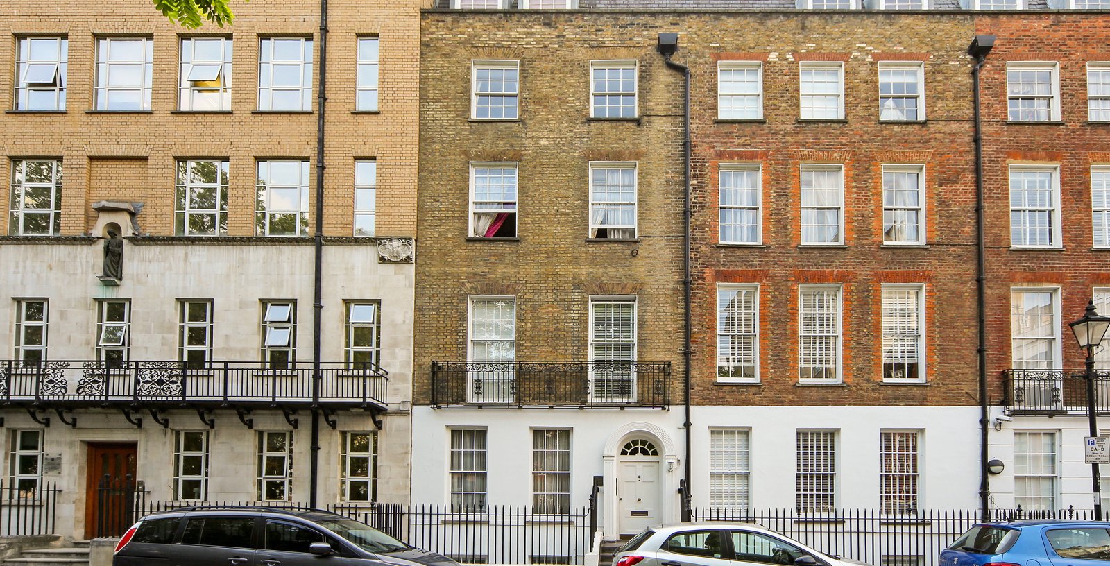 Queen Square, Islington, London, WC1N - Picture 9