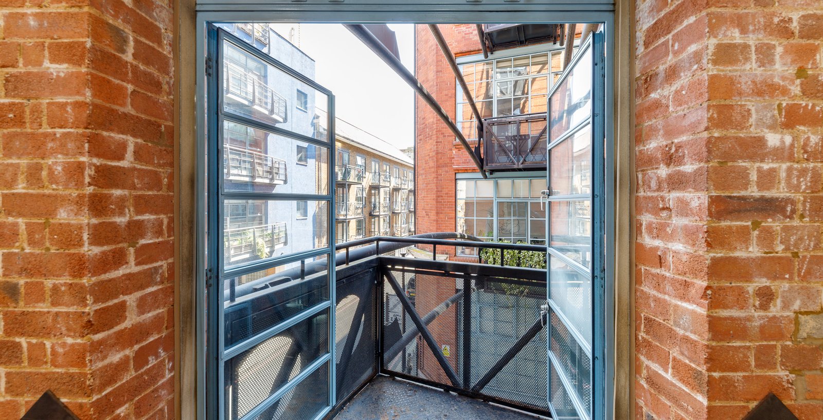 Boss House, Tower Bridge, London, SE1 - Picture 14