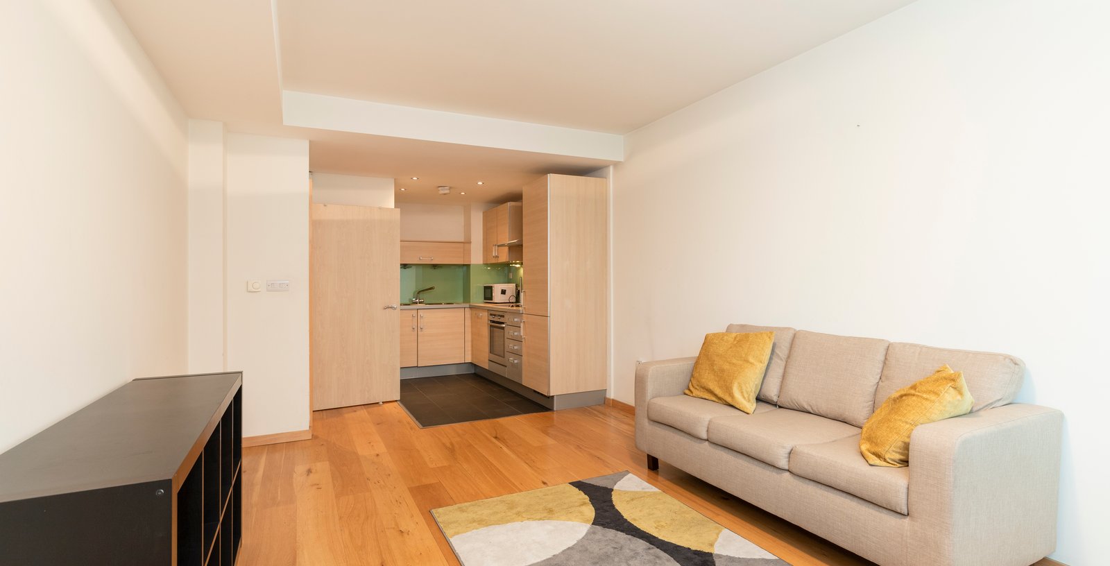 Graham Street, Islington, London, N1 - Picture 3