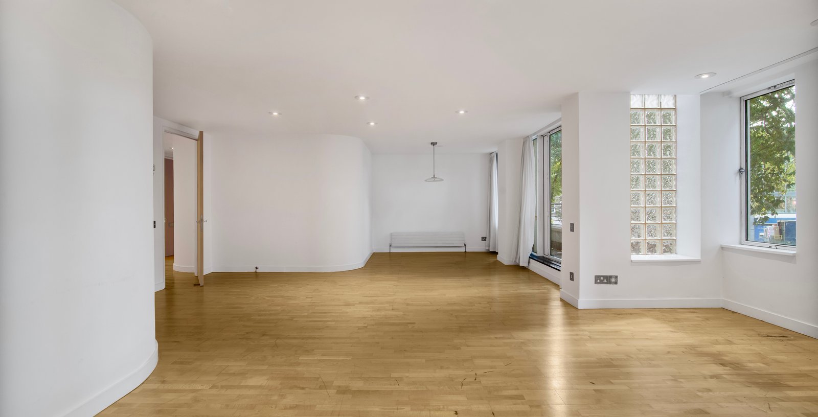 Rose Court, Islington, London, N1 - Picture 4