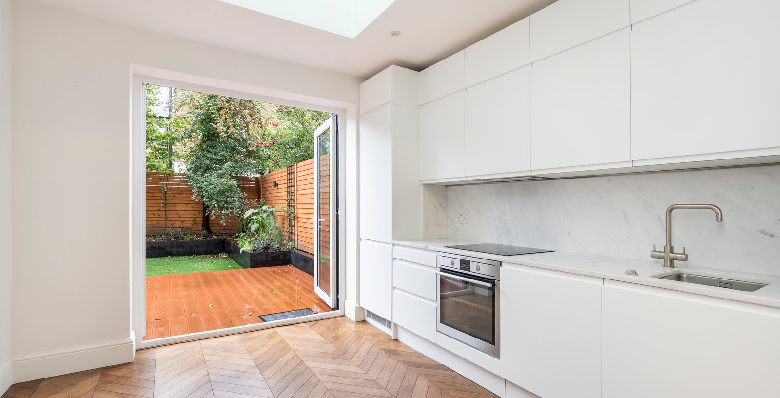 Muncaster Road, Clapham, London, SW11 - Picture 1