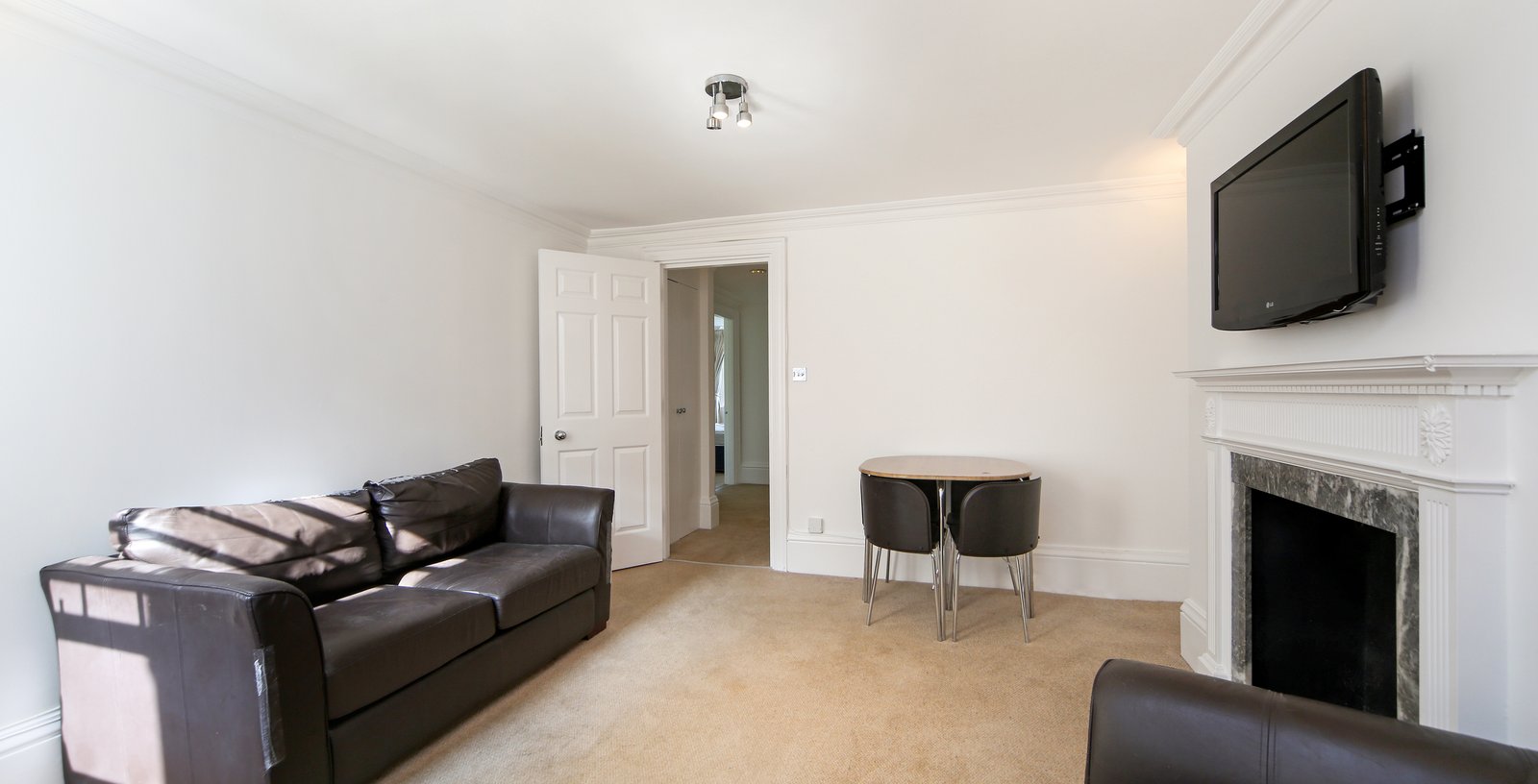 Queen Square, Islington, London, WC1N - Picture 8