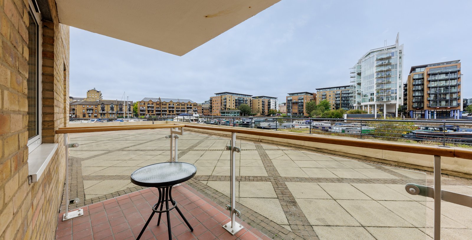 Marina Heights, Wapping, London, E14 - Picture 2
