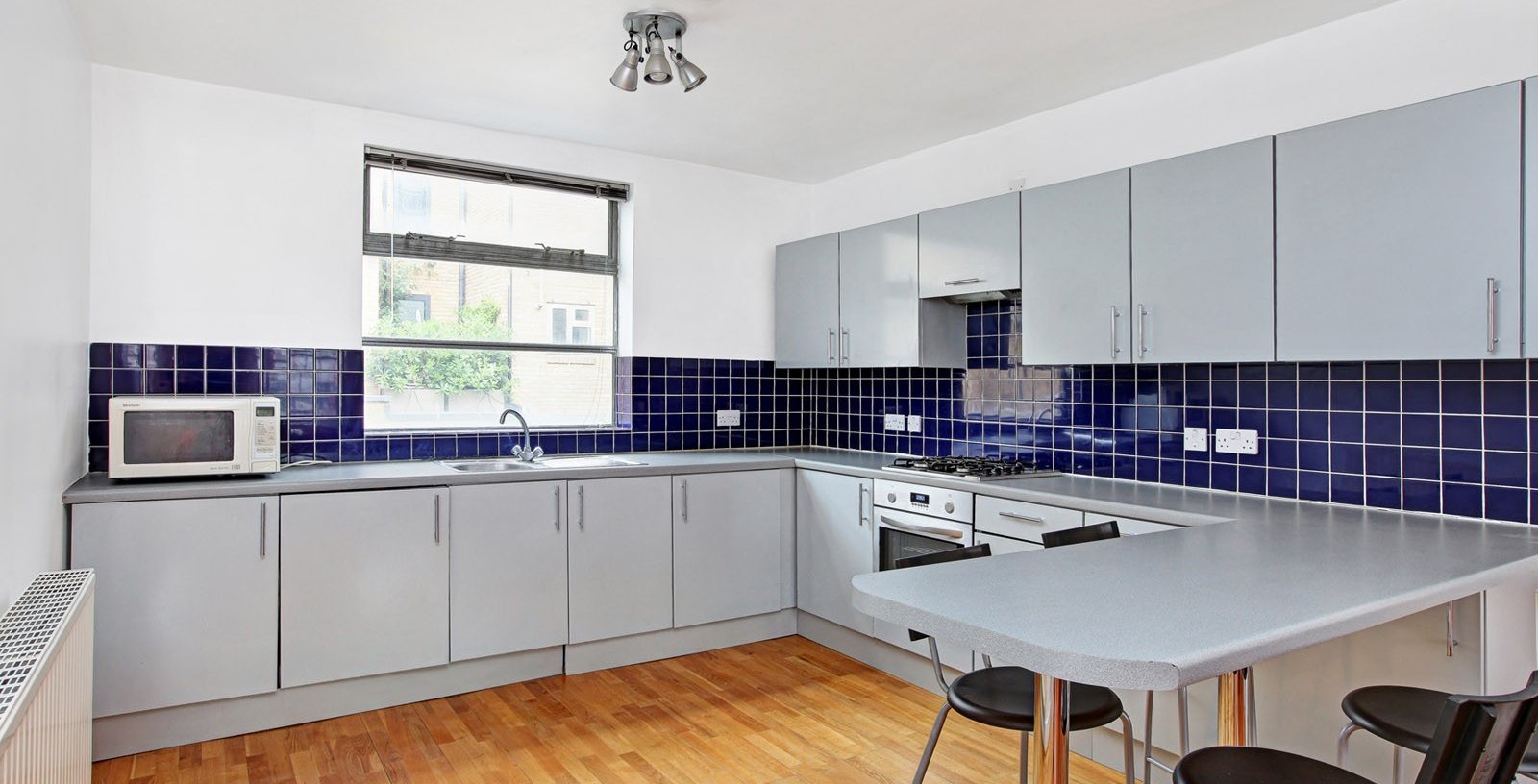 Gray’s Inn Road, Clerkenwell, London, WC1X - Picture 2