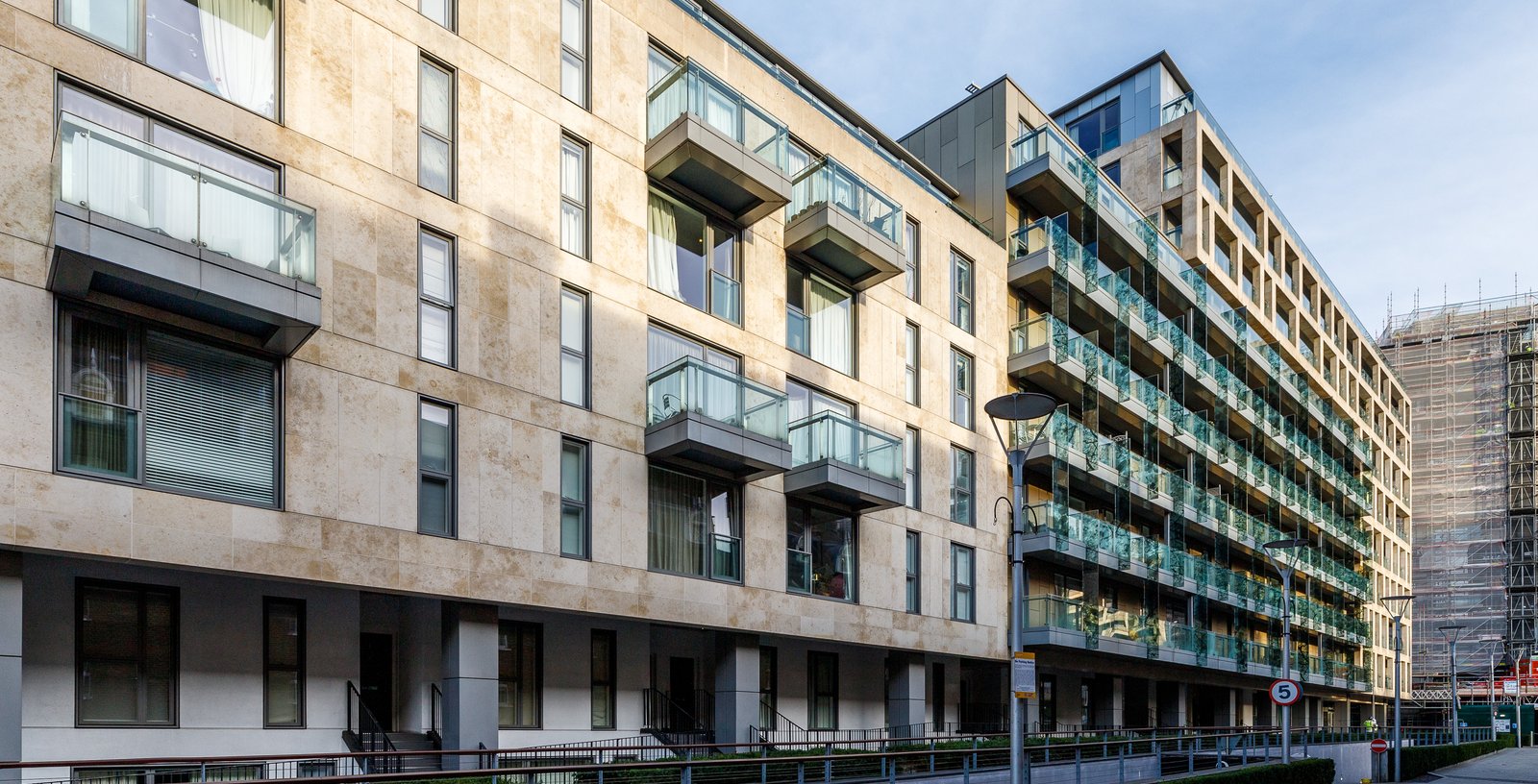 Gatliff Road, London, SW1W - Picture 7