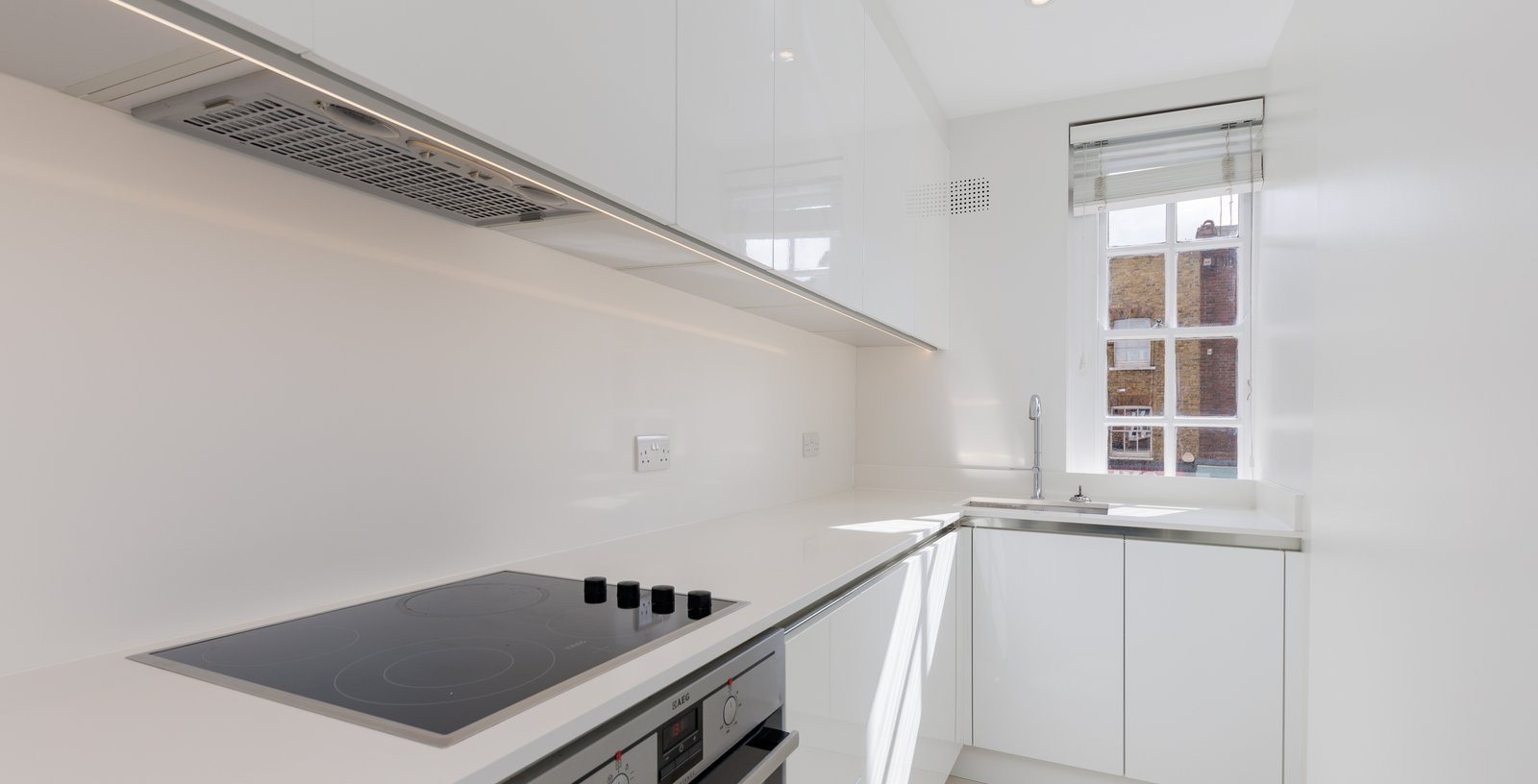 Cygnet House, Chelsea, London, SW3 - Picture 3