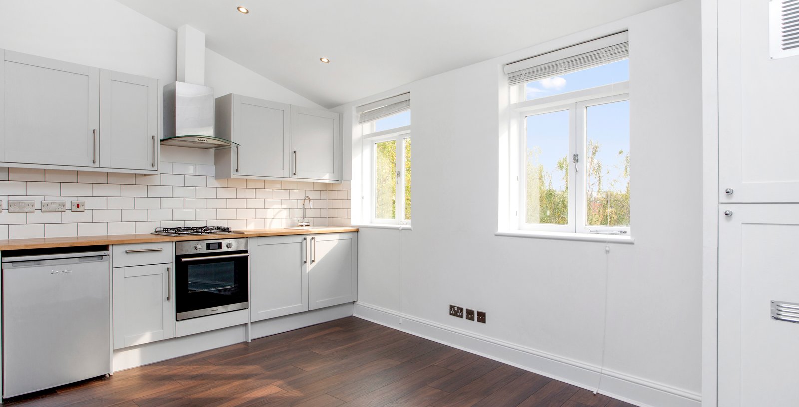 Mackenzie Road, Islington, London, N7 - Picture 1