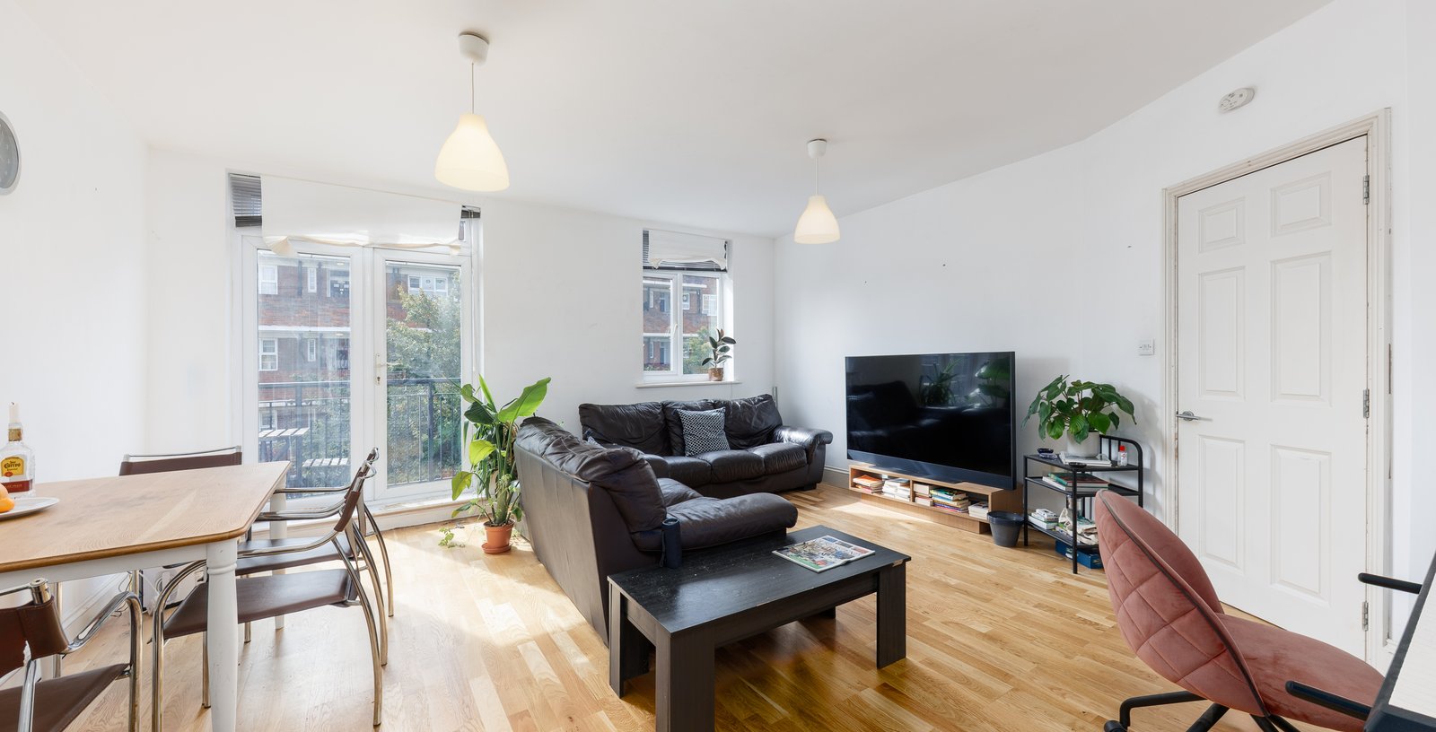 2 Hemming Street, Whitechapel, London, E1 - Picture 5