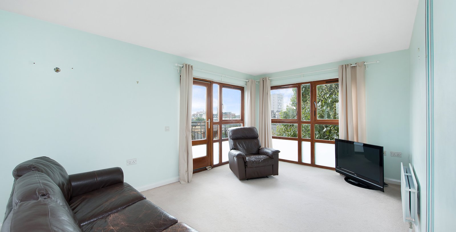 Tarling Street, Whitechapel, London, E1 - Picture 1