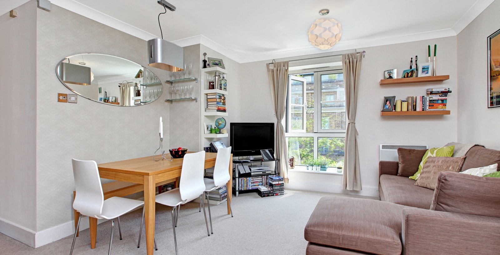 Moore Court, Islington, London, N1 - Picture 1