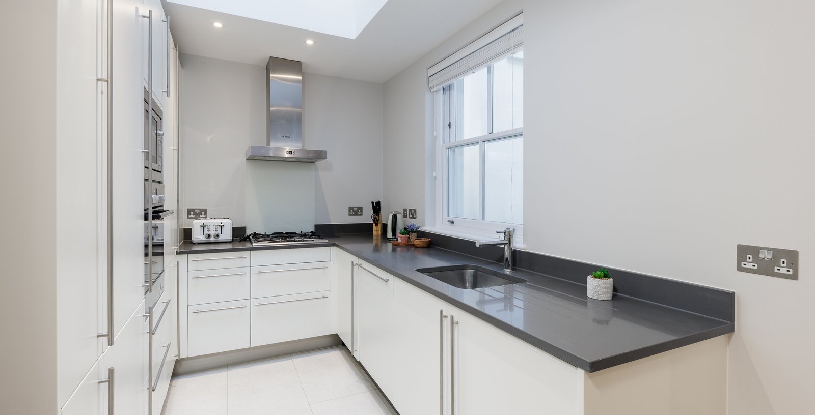 Gloucester Place, Marylebone, Marylebone, W1U - Picture 3