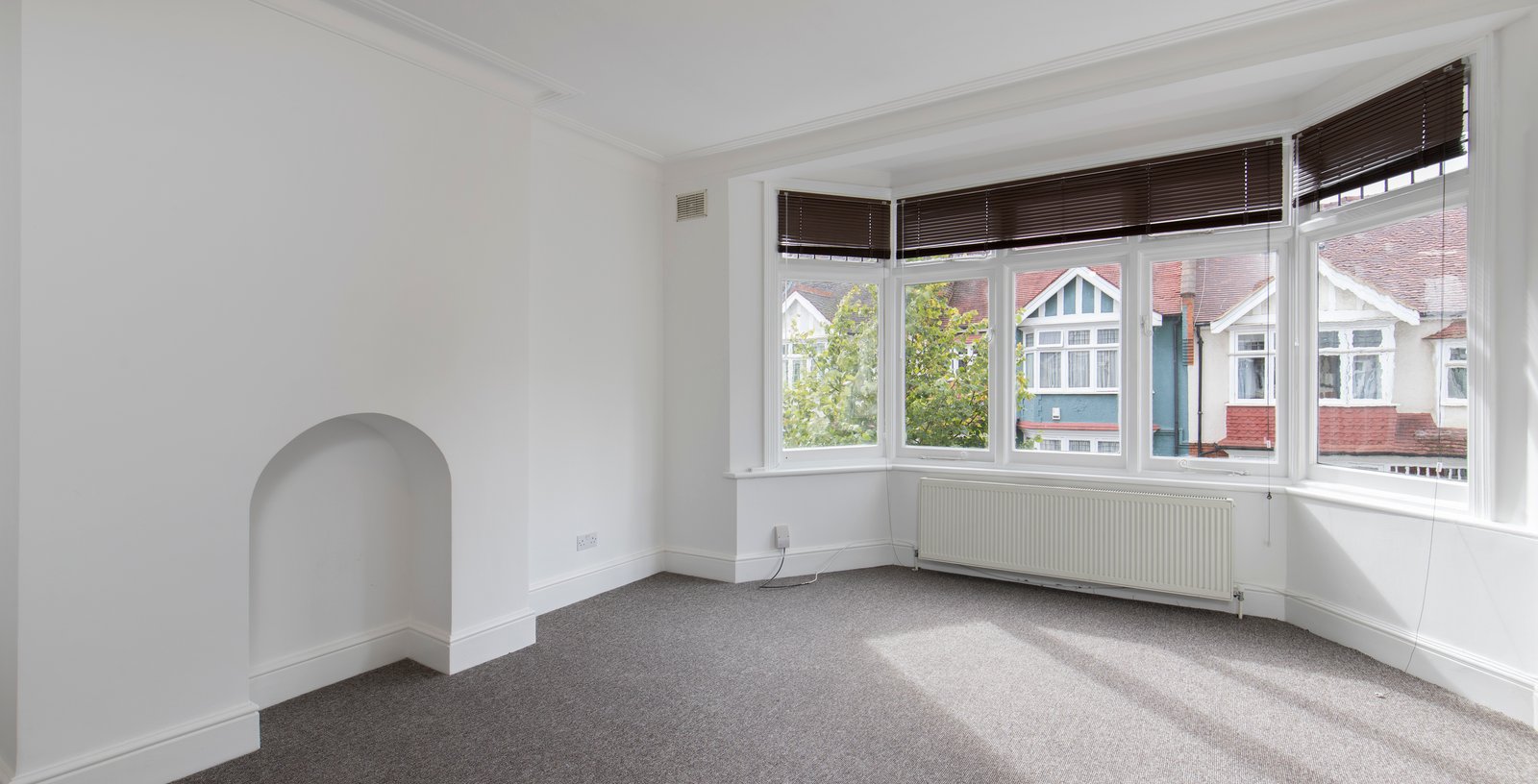 Muncaster Road, Clapham, London, SW11 - Picture 4