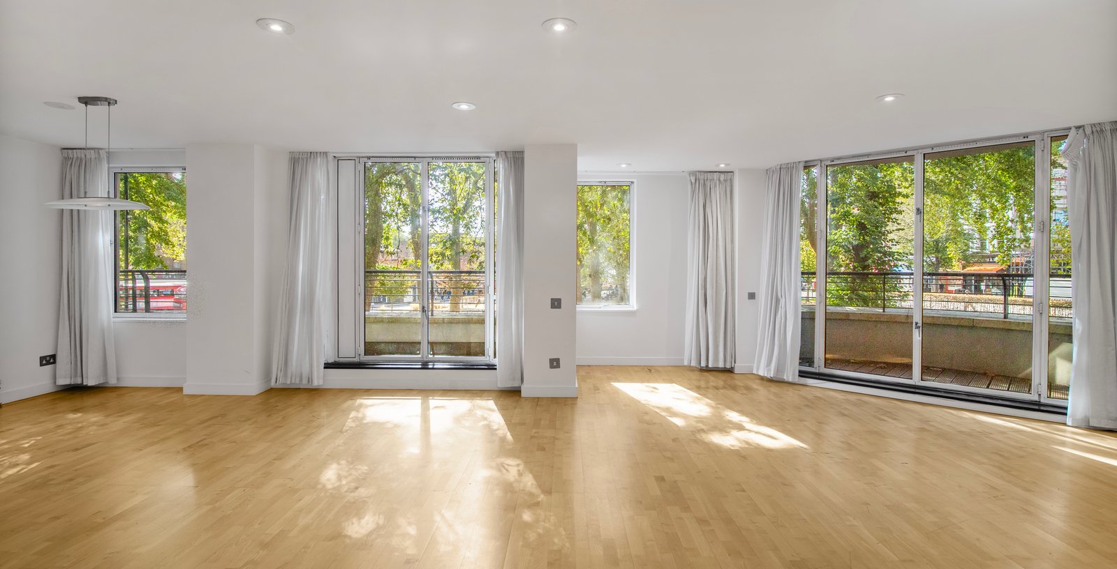 Rose Court, Islington, London, N1 - Picture 1