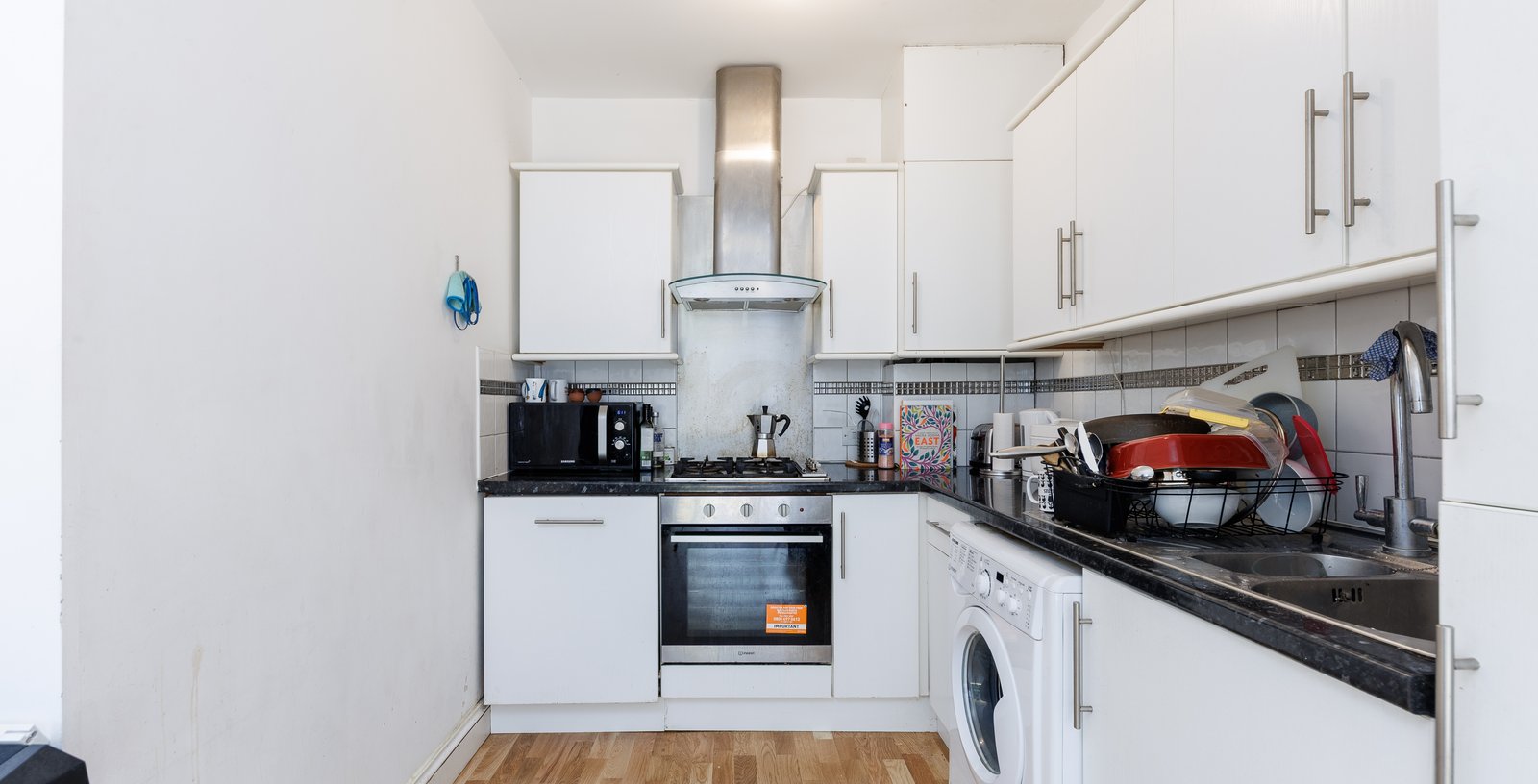2 Hemming Street, Whitechapel, London, E1 - Picture 2