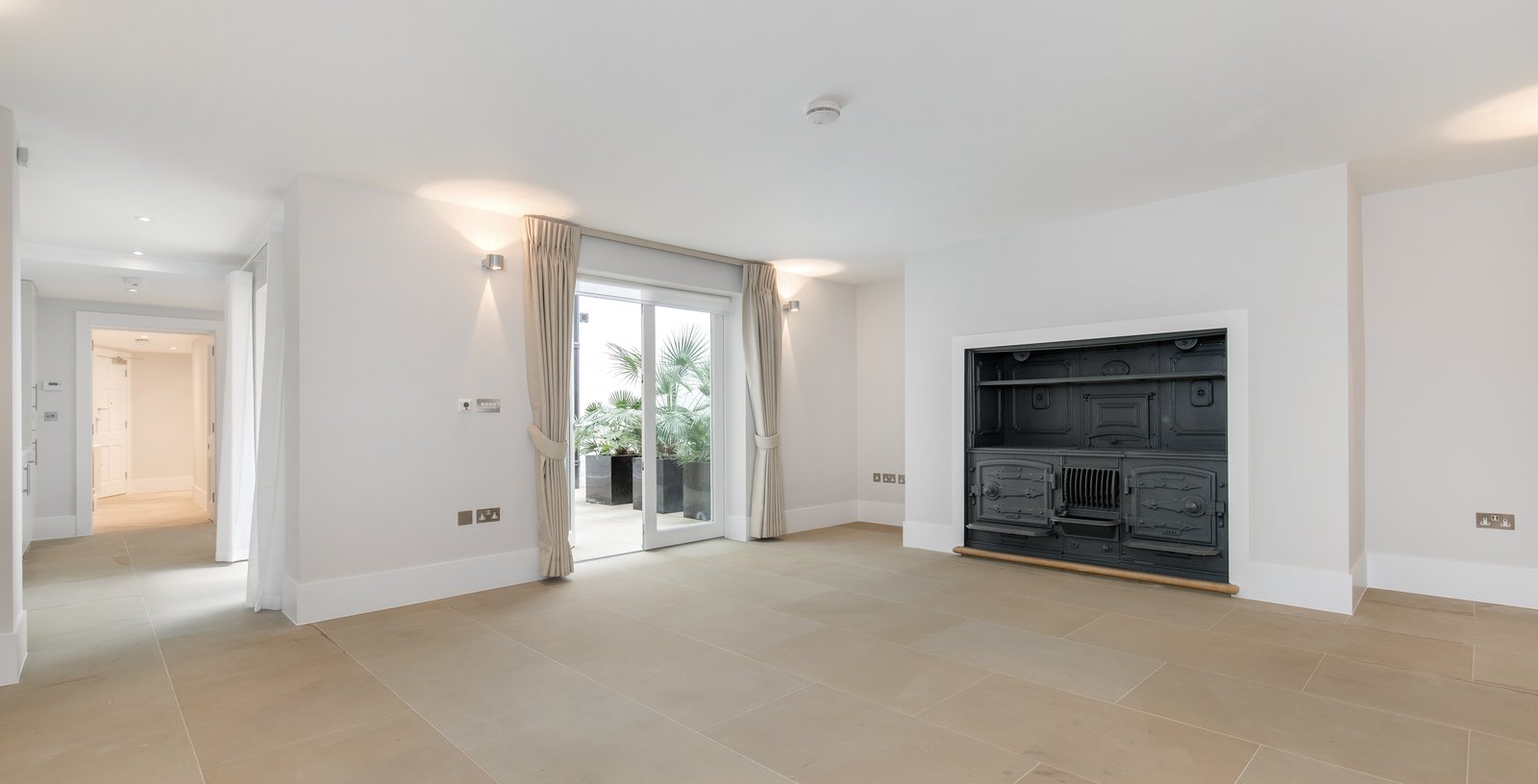 Great Cumberland Place, Marylebone, London, W1H - Picture 1