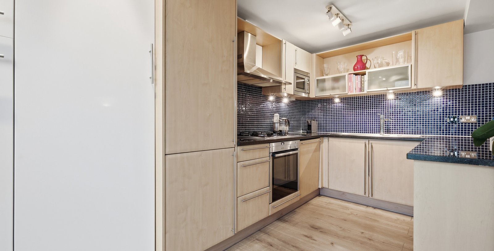 Horseshoe Wharf Apartments, 6 Clink Street, Borough Market, London, SE1 - Picture 19