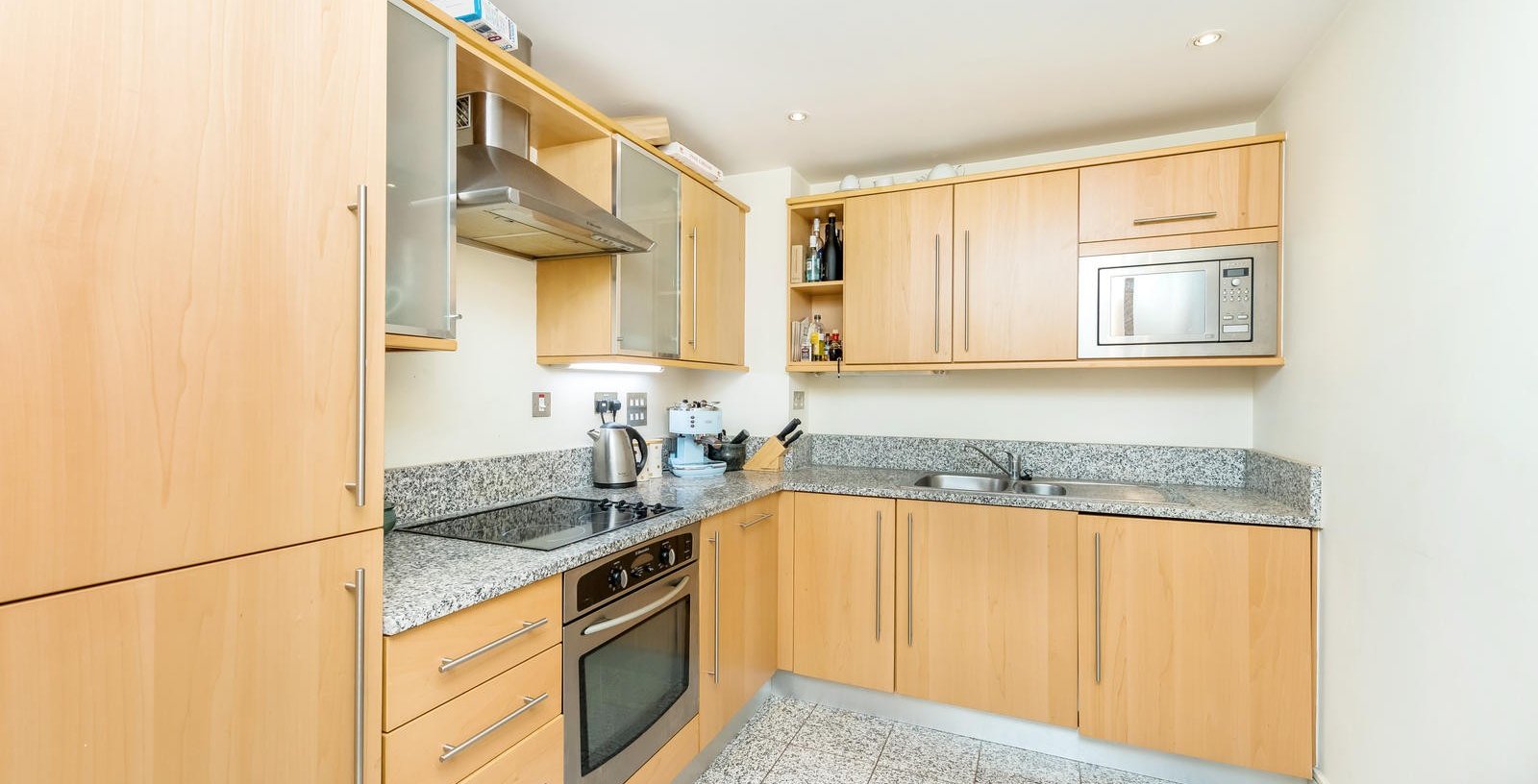 Caraway Apartments, Shad Thames, London, SE1 - Picture 4